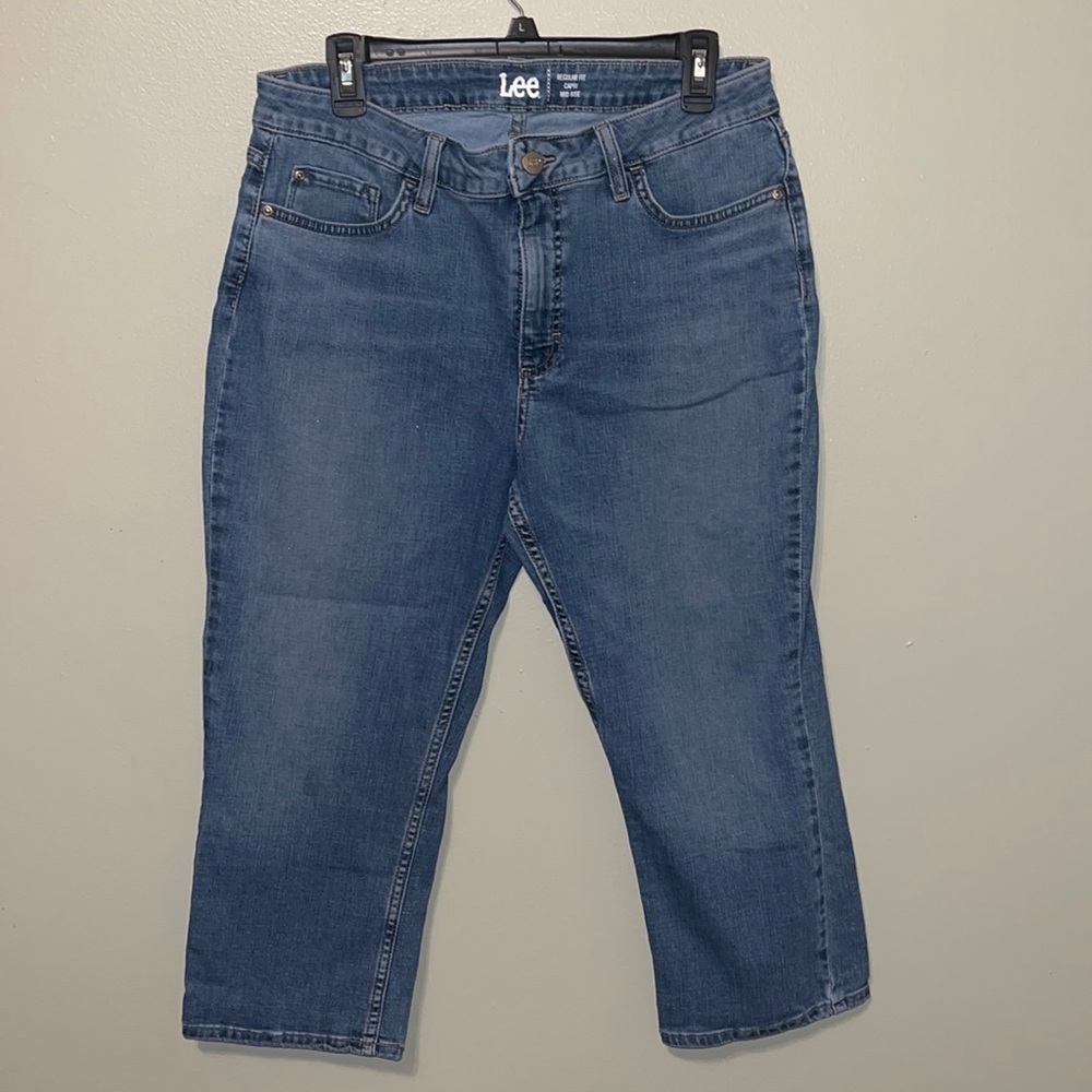 Lee Regular Fit Capri Jeans Mid Rise Women’s size 14 - Picture 2 of 6